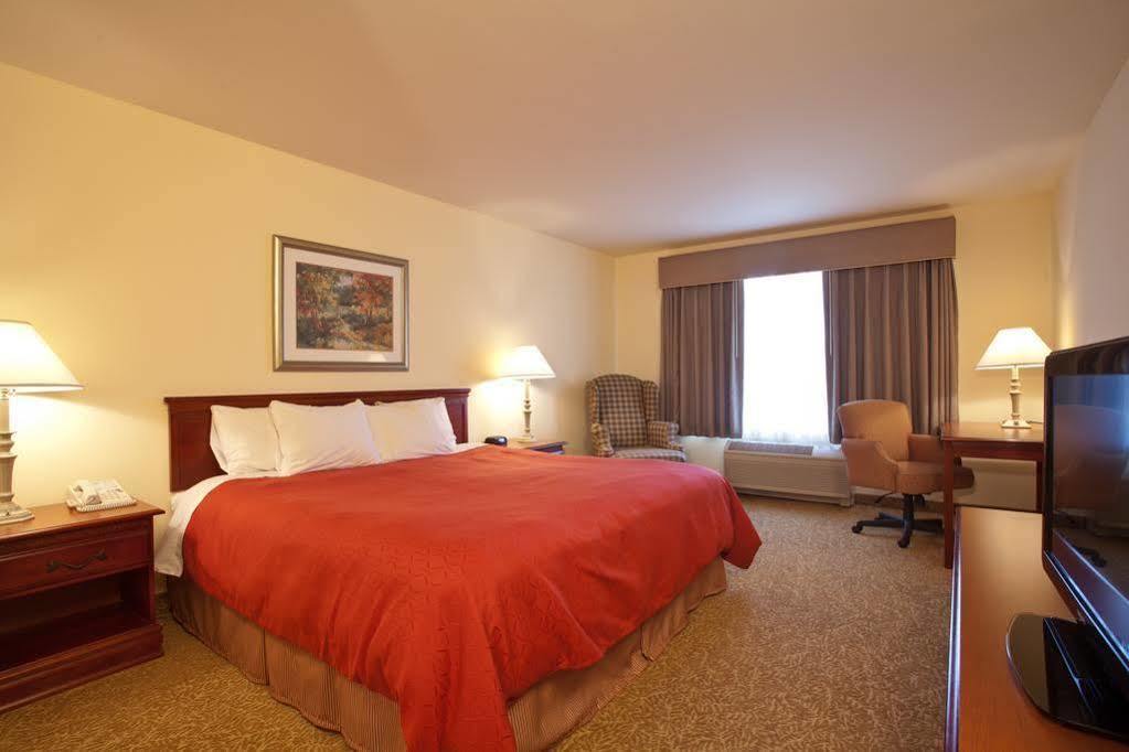 Country Inn & Suites By Radisson, Big Rapids, Mi Oda fotoğraf